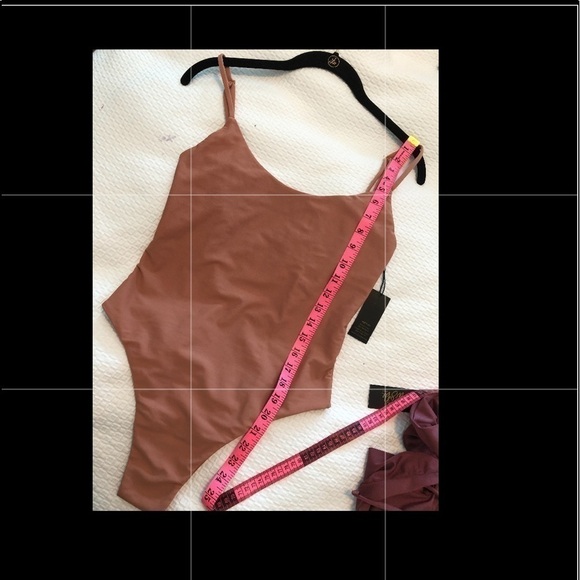 Joues de Sable Chelsea One Piece Swimsuit - Picture 12 of 14